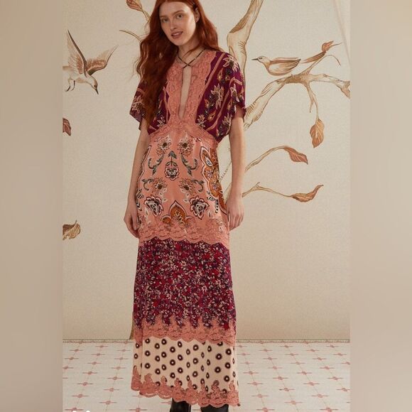 FARM Rio‎ Glam Tapestry Burgundy Lace Short Sleeve Maxi Dress Size Large - Picture 1 of 10
